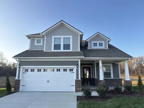 213 Tartan Dr, Clarksville, TN 37043