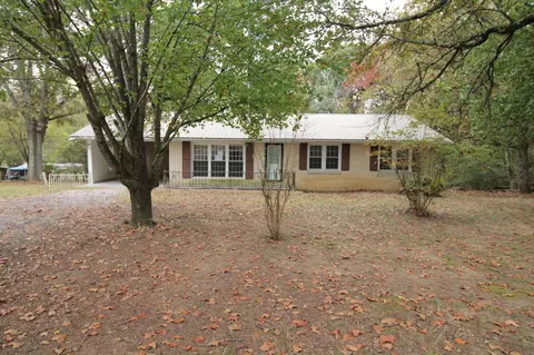 1010 Washington St, Collinwood, TN 38450