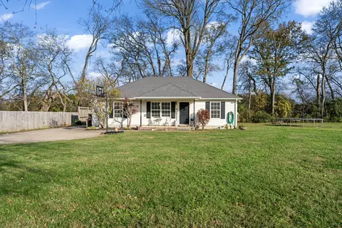 104 Trailside Dr, Murfreesboro, TN 37130 photo 1
