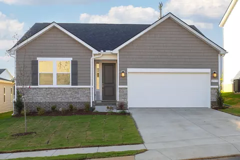 2973 Windstone Trl, Columbia, TN 38401