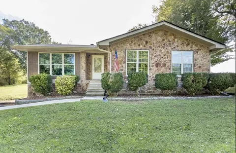 596 Old Mill Rd, Whitwell, TN 37397