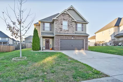 2166 Bandera Dr, Clarksville, TN 37042