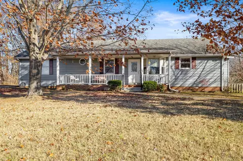 812 Hillside Dr, Springfield, TN 37172