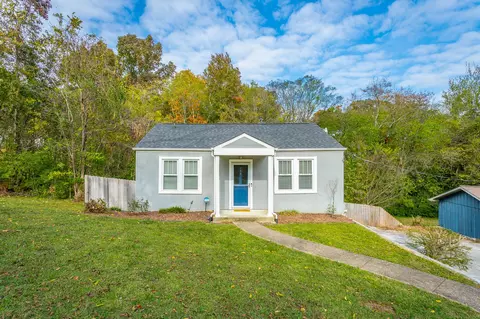 233 Sweetland Dr, Chattanooga, TN 37415