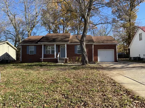 577 Bridgette Dr, Clarksville, TN 37042