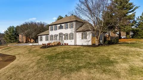 1400 Clovercroft Trl, Mount Juliet, TN 37122