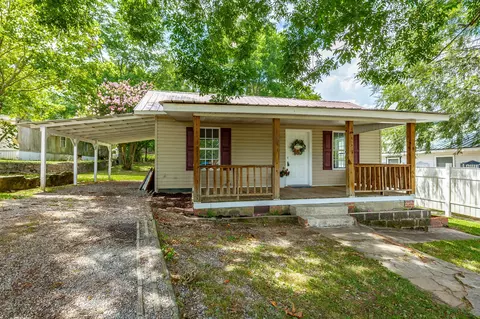 306 Birch Ave, South Pittsburg, TN 37380