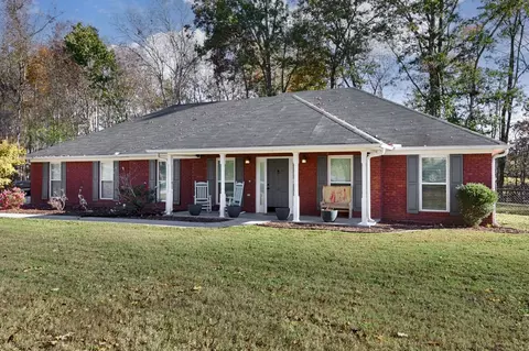 107 Lakeridge Ct, Ardmore, AL 35739