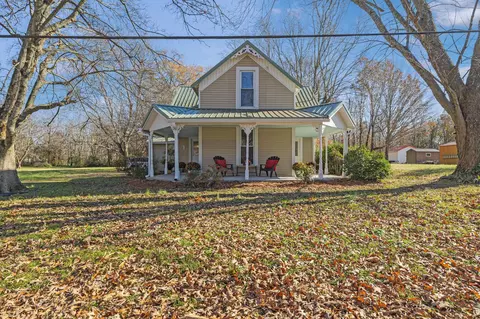 206 High Ave, Ethridge, TN 38456