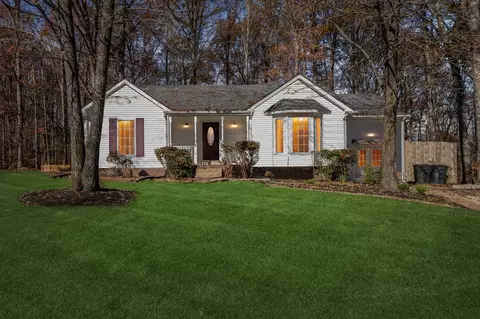 502 Lillian Ct, White Bluff, TN 37187