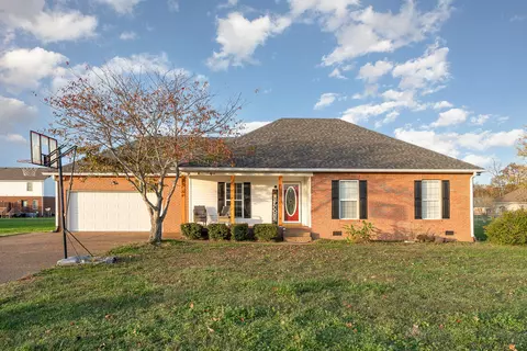 130 Megann Dr, Portland, TN 37148