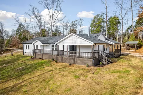 2289 Bone Cave Rd, Rock Island, TN 38581