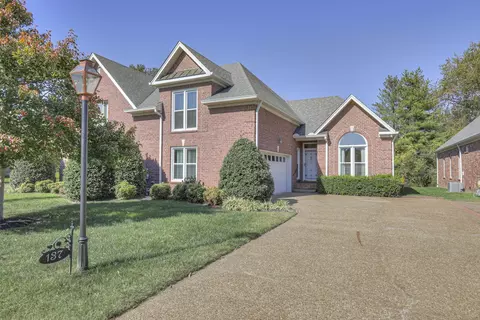 137 Stoners Glen Dr, Hermitage, TN 37076