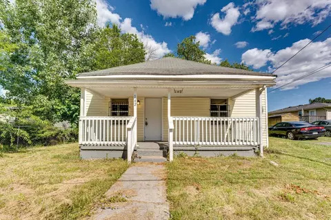 142 High St SE, Cleveland, TN 37311