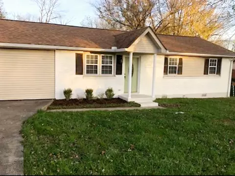 203 Freeman Dr, Lewisburg, TN 37091
