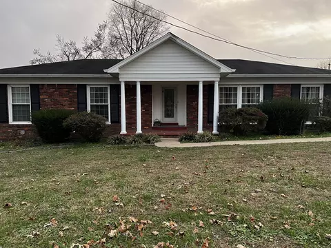1084 Belvedere Dr, Gallatin, TN 37066