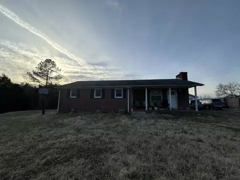 2696 Mcknight Rd, Culleoka, TN 38451