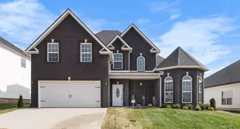 658 Woodrush Dr, Clarksville, TN 37040