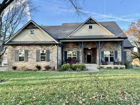 7848 Greenwood Rd, Cross Plains, TN 37049