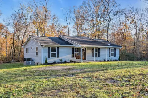 487 Busby Rd, Loretto, TN 38469 photo 9