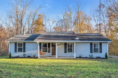 487 Busby Rd, Loretto, TN 38469 photo 2