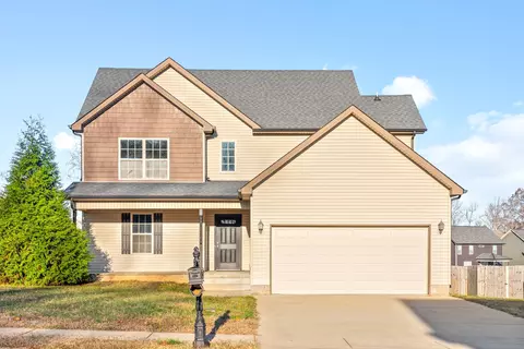 1124 Meachem Dr, Clarksville, TN 37042