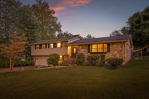 4812 Lake Haven Dr, Chattanooga, TN 37416