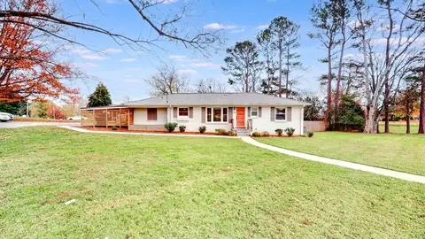 709 Scenic Dr, Lewisburg, TN 37091