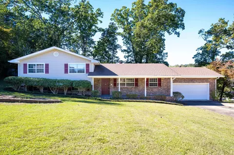 4627 Hillmont Ln, Hixson, TN 37343