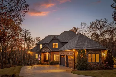 190 Canyon Ridge Rd, Rising Fawn, GA 30738