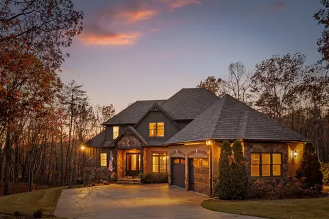 190 Canyon Ridge Rd, Rising Fawn, GA 30738