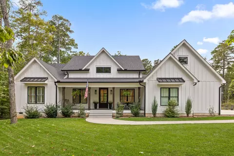 8225 Hixson Springs Rd, Signal Mountain, TN 37377