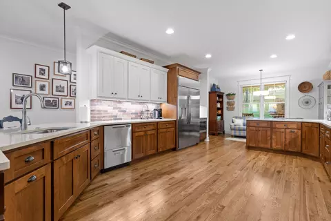 Kitchen - 120 Eagle Eye Dr, Jasper, TN 37347 photo 2 of 10