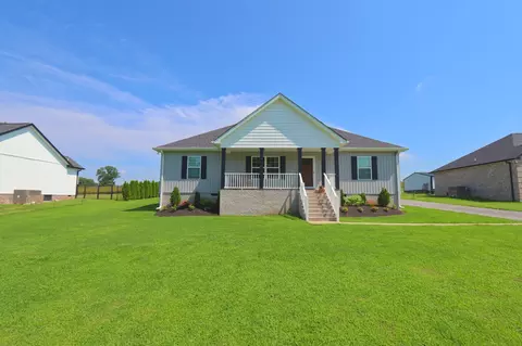 1000 Armstrong Rd, Castalian Springs, TN 37031