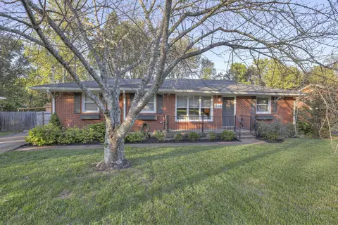 818 Tuckahoe Dr, Madison, TN 37115