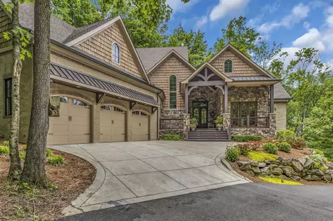 4468 Savage Pointe Dr, Franklin, TN 37064