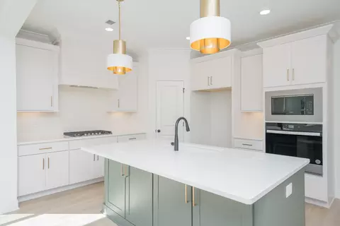 Kitchen - 4037 John Marsh Rd, Spring Hill, TN 37174 photo 1 of 5