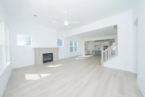 Living - 4037 John Marsh Rd, Spring Hill, TN 37174 photo 4 of 7
