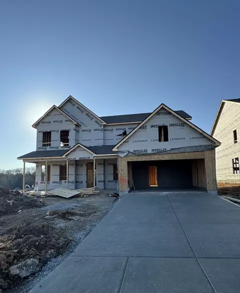 2632 Augusta Trace Dr, Columbia, TN 38401