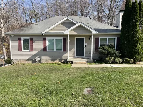 2944 Core Dr, Clarksville, TN 37040