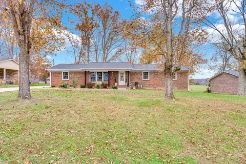 182 S Dr NE, Cookeville, TN 38501