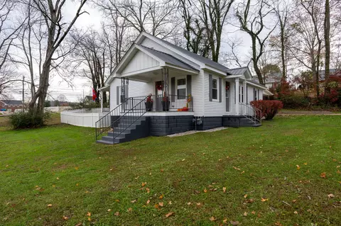 205 Morris St, Waynesboro, TN 38485