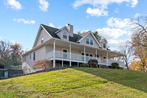 213 Scenic Ridge Ct, Old Hickory, TN 37138