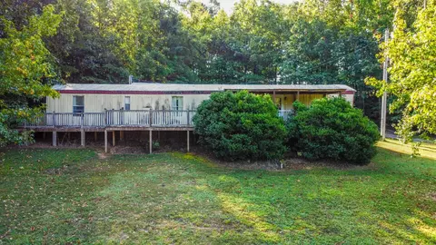 2524 River Rd NE, Dalton, GA 30721