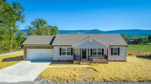 15 Lightning Ln, Dunlap, TN 37327