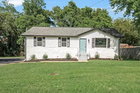 860 Hermitage Rdg, Hermitage, TN 37076