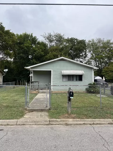 657 4th St SE, Cleveland, TN 37311