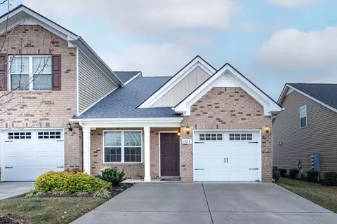 1924 Alysheba Run, Murfreesboro, TN 37128