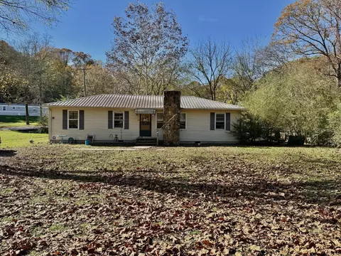 9045 Dallas Hollow Rd, Soddy Daisy, TN 37379