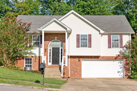 941 Cobbler Dr, Clarksville, TN 37040